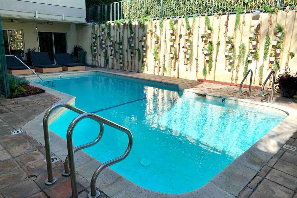 Heart Of West Hollywood Modern Suite 2 Bedroom 2 Bath Los Angeles Exterior photo